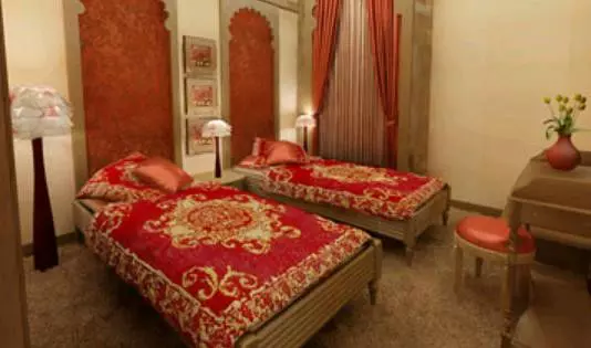 کلارک شیراز جیپور